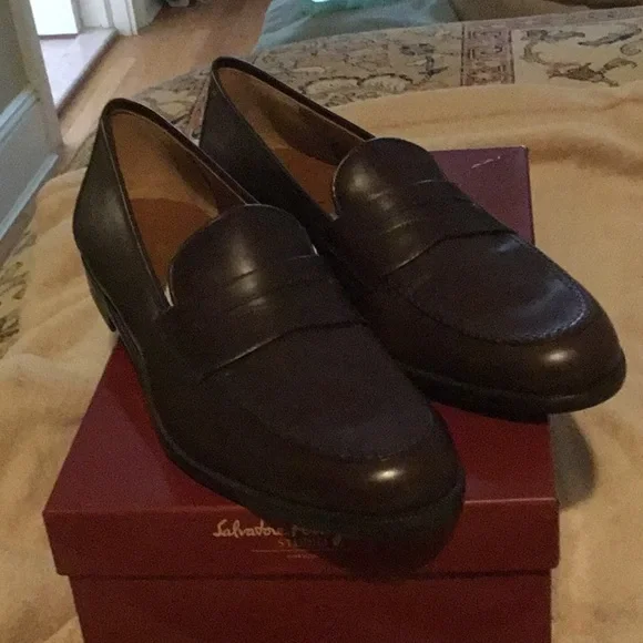 Salvatore Ferragamo | Shoes | Salvatore Ferragamo Mens  display picture 3